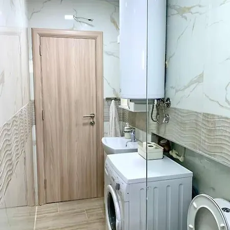 Central City Apartment Apartment *